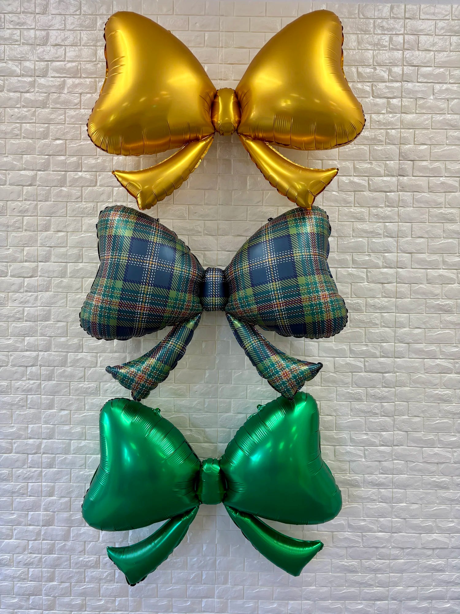 Burst Party Co. 40" Gold Printed Bow