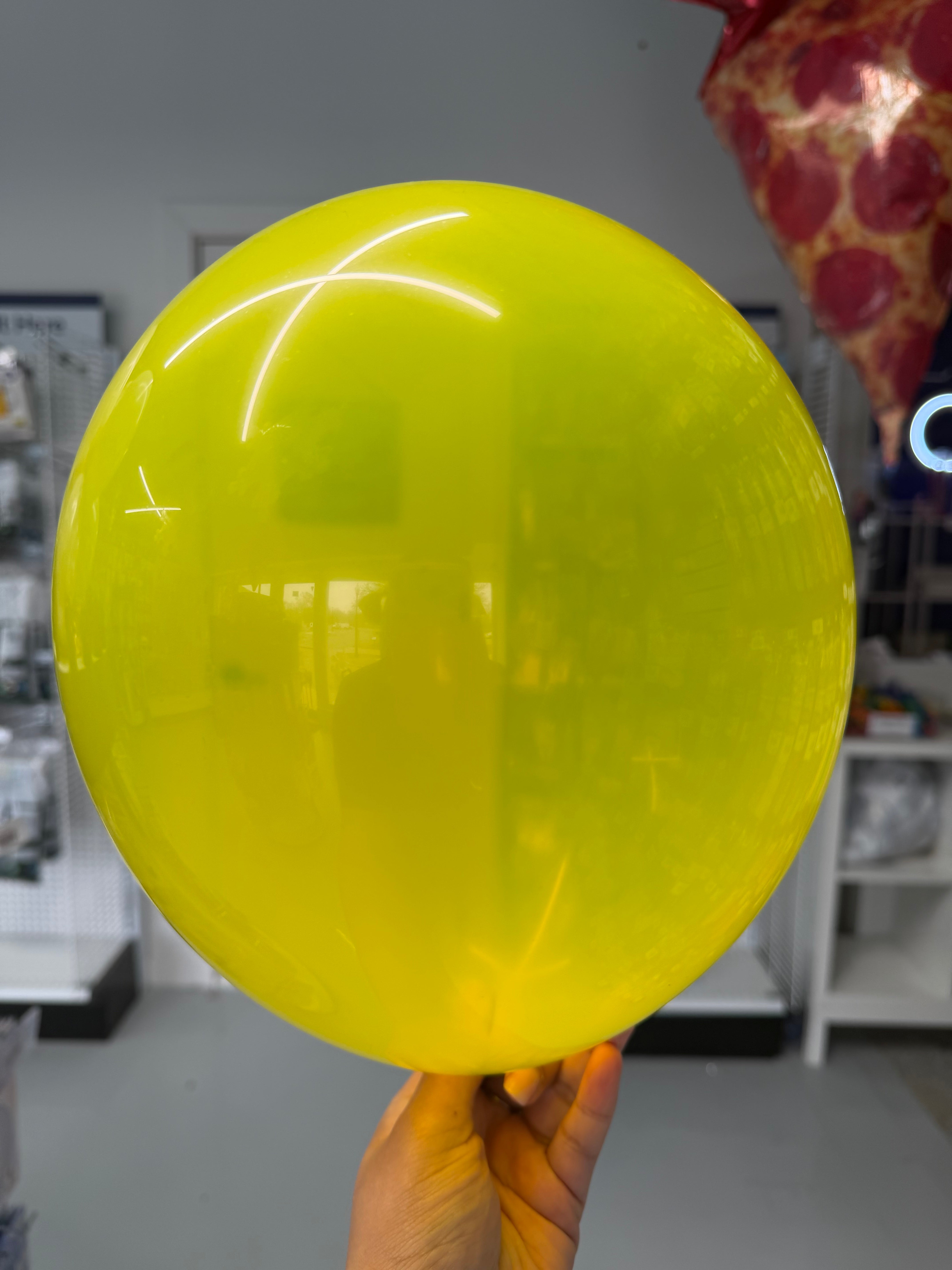 Tuftex Crystal Yellow (Crystal)