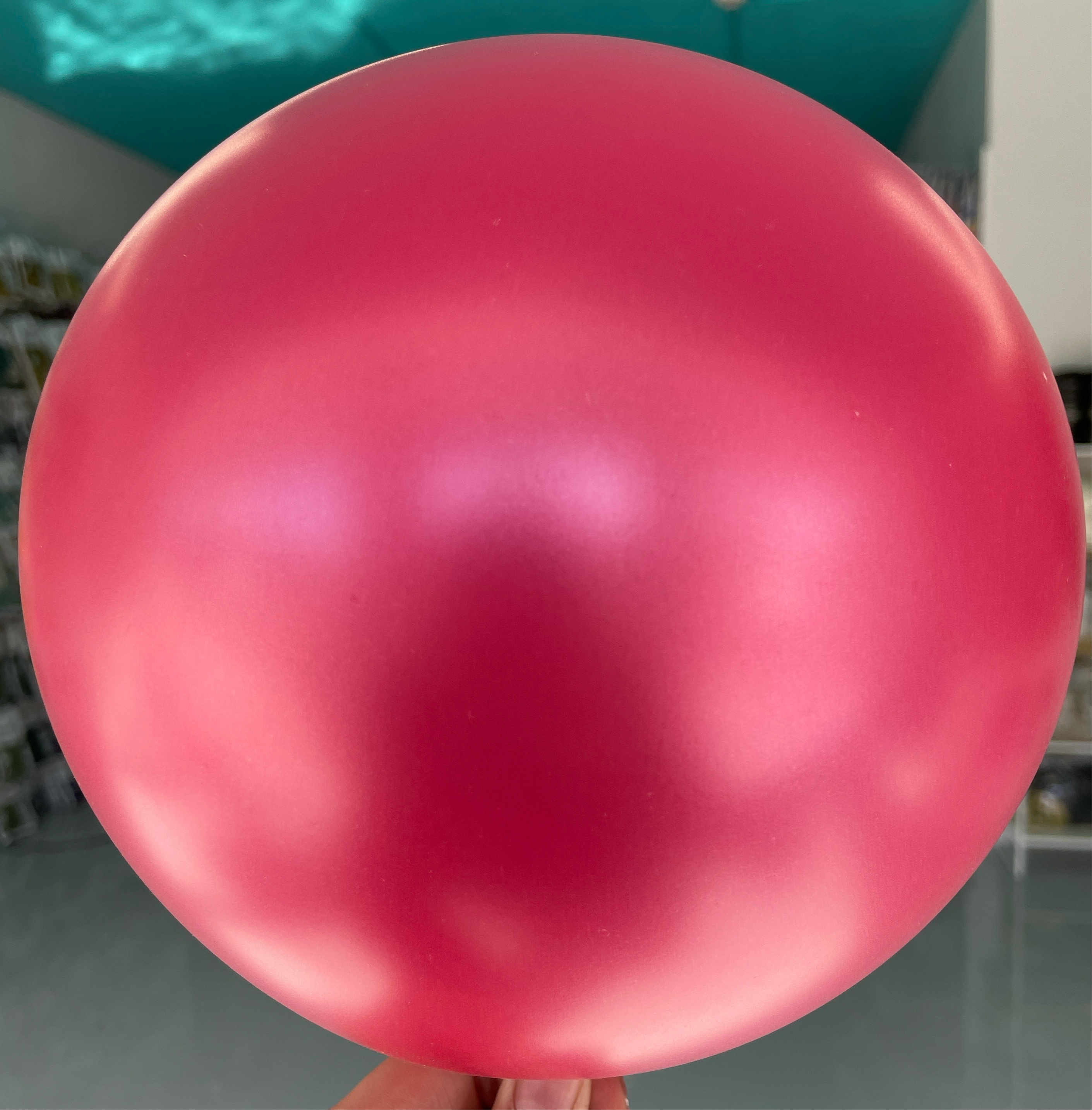 Tuftex Fuchsia (Metallic)