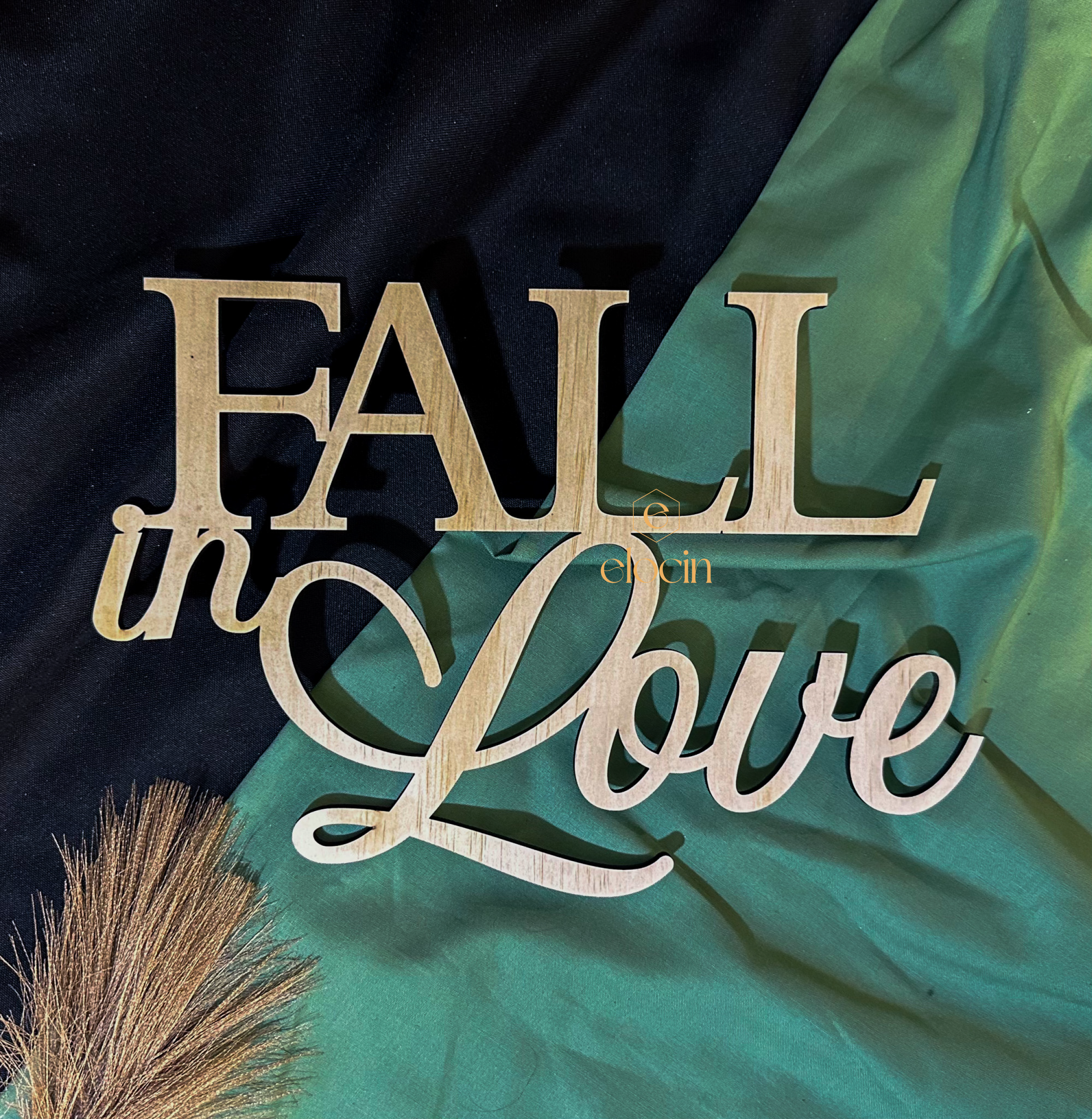Fall In Love Wooden Sign (Local Pick-up Only)